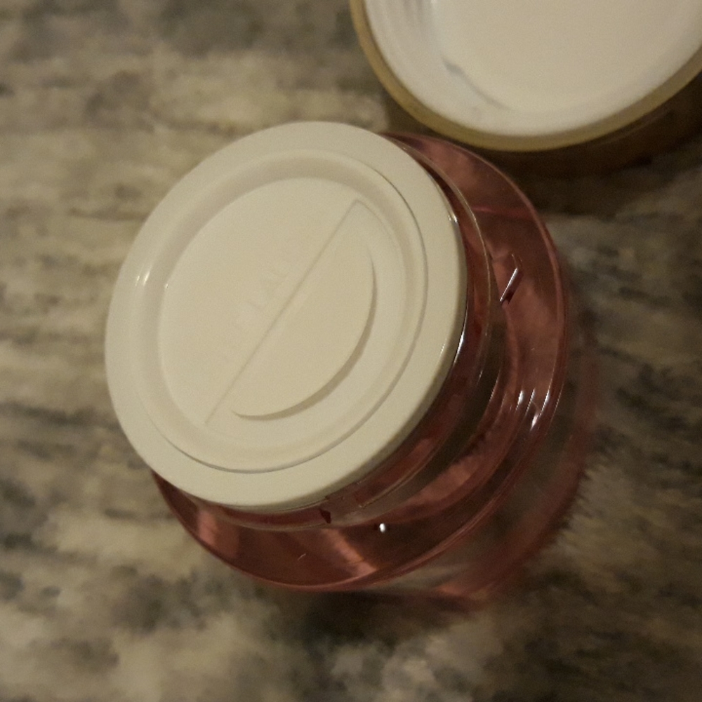 Estee Lauder Resilience Tri-Peptide Eye Cream for All Skin Types - Picture 7 of 14